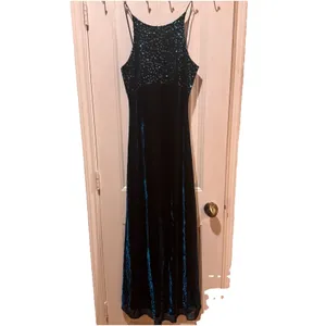 BLONDIE and ME EVENING, Size 7/8, Teal, Sparkle/Lined w/Sequins. Made In USA thumbnail 2