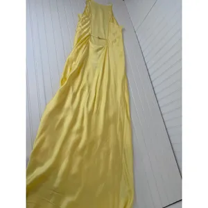 NWT Rumored Mirielle Maxi Dress Banana Yellow Open Back Formal Wedding Size XL thumbnail 5