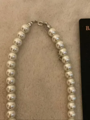 BABEYOND Cream Pearl Necklace - Classic Strand thumbnail 2