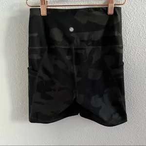 Yogalicious Lux Dark Camo Tights Shorts Bike Short XS thumbnail 7