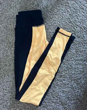 Lululemon Leggings thumbnail 1