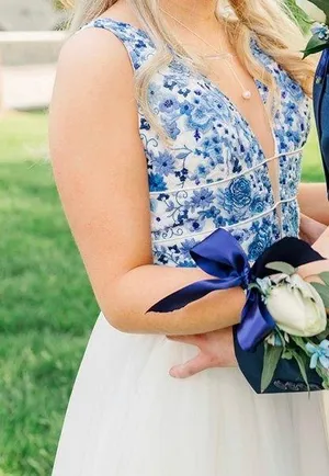Sherri Hill Prom Dress thumbnail 3