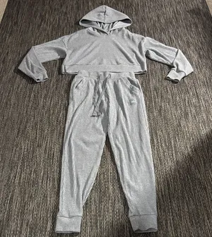 Alo Yoga Muse Set Grey Size XS thumbnail 1