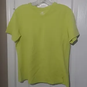 FINAL MARKDOWN NEW balance t shirt medium thumbnail 1