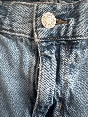 RSQ Jeans mid rise baggy thumbnail 2