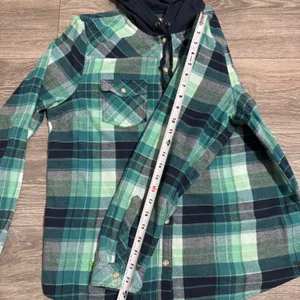 Legendary Whitetails Womens Green Plaid Hooded Flannel Shirt Large 6578 Shacket‎ thumbnail 10