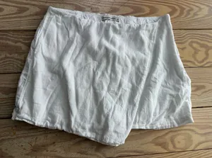 Abercrombie & Fitch White Skort size L thumbnail 1