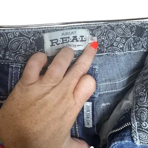 Ariat Real Women's Mid Rise Boot Cut Jeans Pre-Owned Size 32R thumbnail 4
