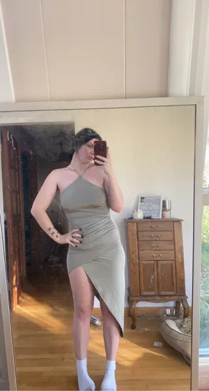 Windsor Semi-Formal Dress thumbnail 3