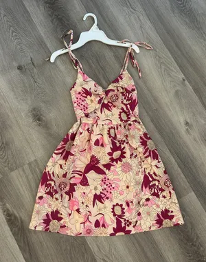 Amazon Floral Dress thumbnail 1