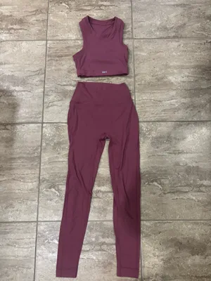 Set Active matching canyon workout set thumbnail 2