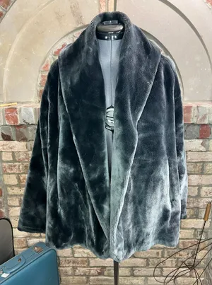 Faux fur coat black Size XL thumbnail 1