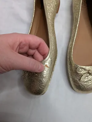 Tory Burch Laila 2 Bow Driver Metallic Gold Leather Ballet Flats Size 8.5 thumbnail 3