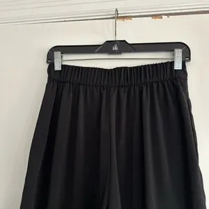 Zara Sz: M Black Wide Leg Cropped Pull On Sailor Pant Large Button Accent thumbnail 12