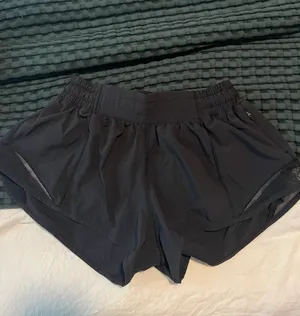 Lululemon Shorts thumbnail 1