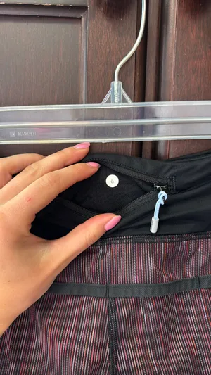 Lululemon Speed Short 2.5” thumbnail 3
