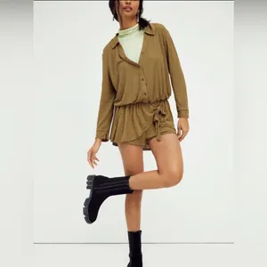 Free‎ People Beach Lively Romper size Medium MSRP: $78 thumbnail 5