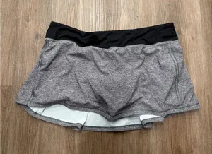 Lululemon Pace Rival Skirt Heathered Gray Black Active Skort Size 14 W8AS1S thumbnail 1