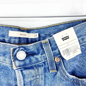 NWT Levi's Wedgie Icon Straight Leg Jeans 29 Athens Asleep Model‎ Off Duty thumbnail 7