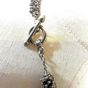 Silver tone faux pearl collar necklace thumbnail 6
