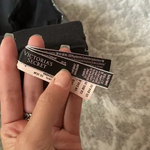NWT Victoria’s Secret Sparkly Velvet Bustier thumbnail 4