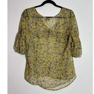 Ann Taylor LOFT Size L Sheer Yellow Botanical Floral Puff Sleeve Popover Top thumbnail 2