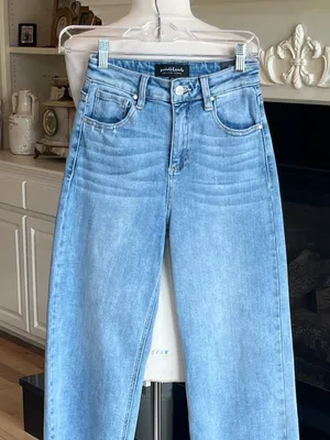 Social Threads Risen Jeans Light Wash Wide Leg Crop Jeans Frayed Hem - Women thumbnail 2