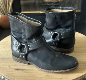 Frye Phillip Harness Short Ankle Boots Womens Size 7 B Black Leather‎ Zip Moto thumbnail 1