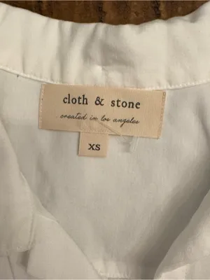 ANTHRO | Cloth‎ & Stone Front Tie Blouse thumbnail 4