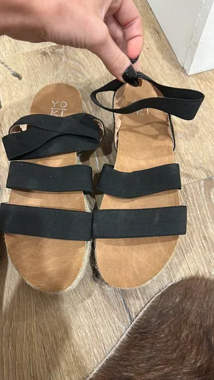Yoki Sandals Women’s thumbnail 3