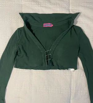 Edikted Green top thumbnail 1
