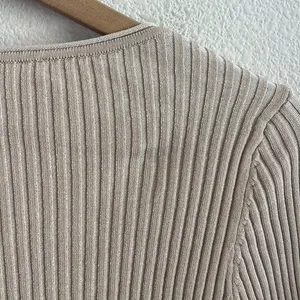 NWT WAYF 98 Sahara Sand Ribbed Button Front Long Sleeve Top Cardigan Small thumbnail 5