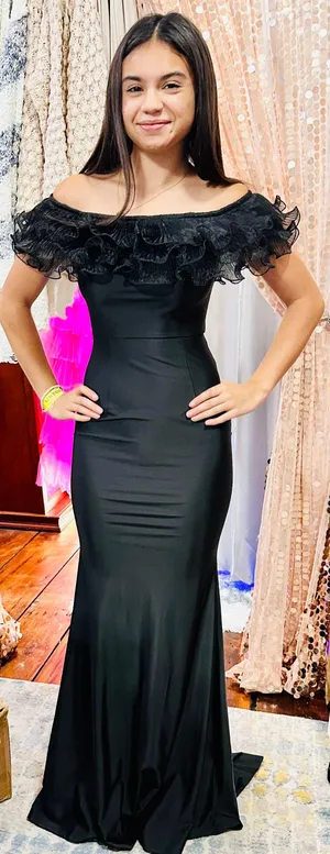 Boutique Gorgeous Black Maxi Dress With Mesh Ruffle Around Top thumbnail 1