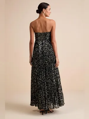 LULU’S Lynwen Black Abstract Pleated Strapless Maxi Dress thumbnail 3