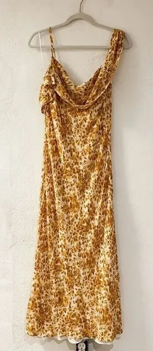 Reformation Reya Dress in Goldfinch Size 6 thumbnail 1