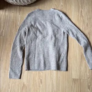 Abercrombie & Fitch Beige Ribbed Sweater thumbnail 3