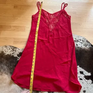 VINTAGE VICTORIA’S SECRET Gold Label Red Lace Slip Mini‎ Dress Size Medium thumbnail 6