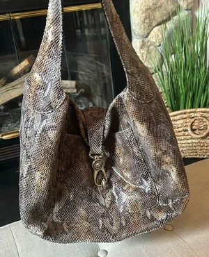Dooney & Bourke Embossed Snakeskin‎ Pocket Purse thumbnail 1