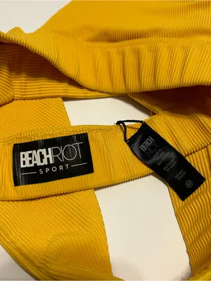 NWOT Mustard Yellow Beach Riot Sports Bra Cross Strap Ribbed V-Neck Bra thumbnail 5