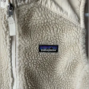 Patagonia Women’s Retro-X Fleece Vest Small Beige Sherpa Full Zip thumbnail 3