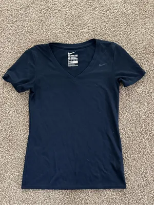 Nike Dri-FIT XS V-Neck Athletic Tee 2 Shirt Bundle Purple Navy Workout Gym thumbnail 9
