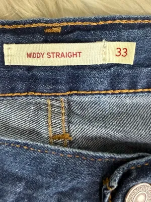 Levi’s Middy Straight Jeans Women’s Size 33 Dark Wash 100% Cotton thumbnail 3