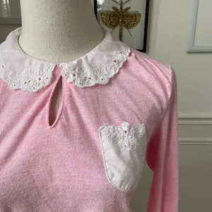 Vintage 70s Pink Top White Eyelet Lace Peter Pan Collar XS thumbnail 4