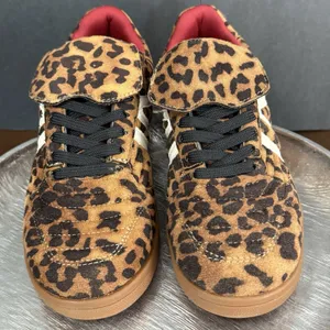 Streetwear Edgy Steve Madden Women Madrid Leopard Sneaker Size 7.5 Bujee Glam thumbnail 3