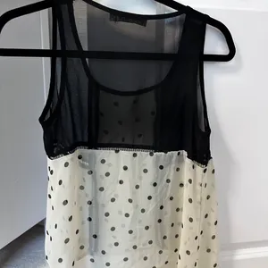 Chloe K black & white polka dot flowy tank blouse thumbnail 6