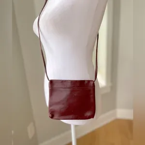 Vintage Oxblood Dark Red Burgundy Genuine Leather Crossbody Mini Bag thumbnail 2