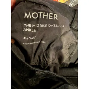 Mother The Mid Rise Dazzler Ankle Jeans‎ Not Guilty Black Raw Hem Straight SZ 23 thumbnail 3
