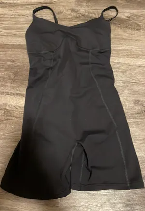 Gymshark Black Strappy All in One xs thumbnail 3