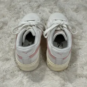 Puma Smash Platform V3 Retro Women's White and Light‎ Pink Sneakers Size 7.5 thumbnail 4