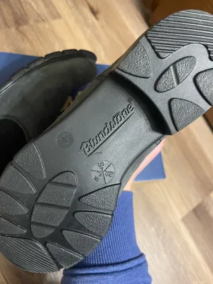 Gray Leather Blundstone Boots  thumbnail 4
